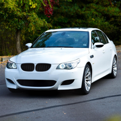 Double Slat front grilles set for BMW E60 / E61, black gloss tuning parts on the car from the left side