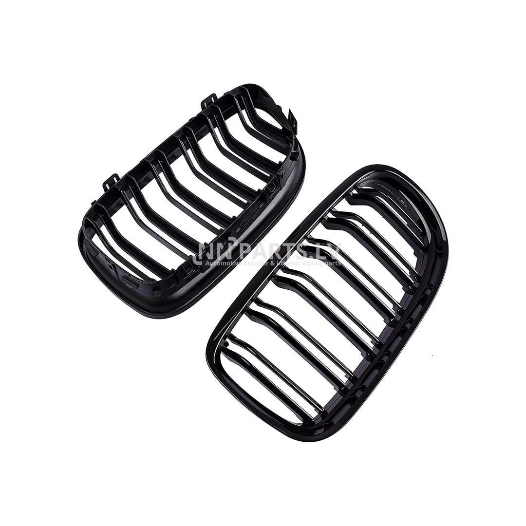 BMW E90 / E91 LCI M Style priekšējās restes BMW E90 / E91 LCI M Style priekšējās restes no iekšpuses