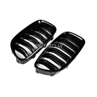 BMW F10 / F11 M Style priekšējās restes, nāsis, melnas, glancētas no sāna skata