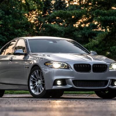 BMW F10 / F11 M Style priekšējās restes, dubultās nāsis