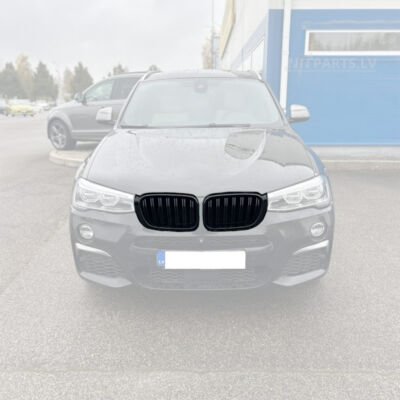 BMW F25 / F26 LCI M Style priekšējās restes, nāsis, melnas glancētas