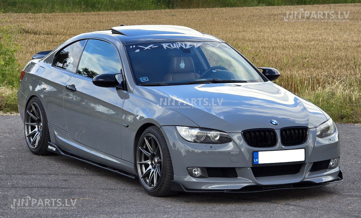 BMW E90 / E91 / E92 / E93 Pre-LCI M Style spoguļu uzlikas BMW E90 / E91 / E92 / E93 Pre-LCI M Style spoguļu uzlikas, melnas, glancētas uz auto