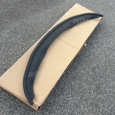 BMW E90 / E91 Pre-LCI M Sport priekšējā bampera uzlika, lūpa, melnas, glancēta no apakšas