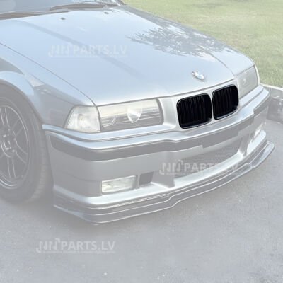 BMW E36 Pre-LCI M Style priekšējās restes, nāsis, melnas, glancētas uz auto