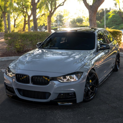 BMW F30 / F31 M Style priekšējās restes, nāsis, melnas, glancētas