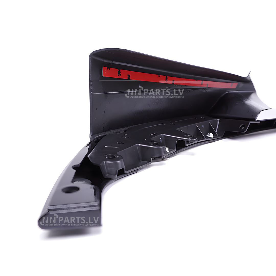 BMW F30 / F31 M Sport priekšējā bampera uzlika BMW F30 / F31 M Sport priekšējā bampera uzlika, lūpa, melna, glancēta ar stiprinājumu