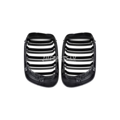 BMW E46 Coupe / Cabrio Pre-LCI M Style priekšējās restes, dubultās nāsis, melnas glancētas, no iekšpuses