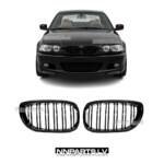 BMW E46 Coupe / Cabrio LCI M Style priekšējās restes, dubultās nāsis, melnas, glancētas tuning detaļas priekš 3.sērijas uz auto no priekšas