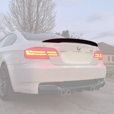 BMW E92 Coupe bagāžnieka spoileris, melns, glancētas uz auto