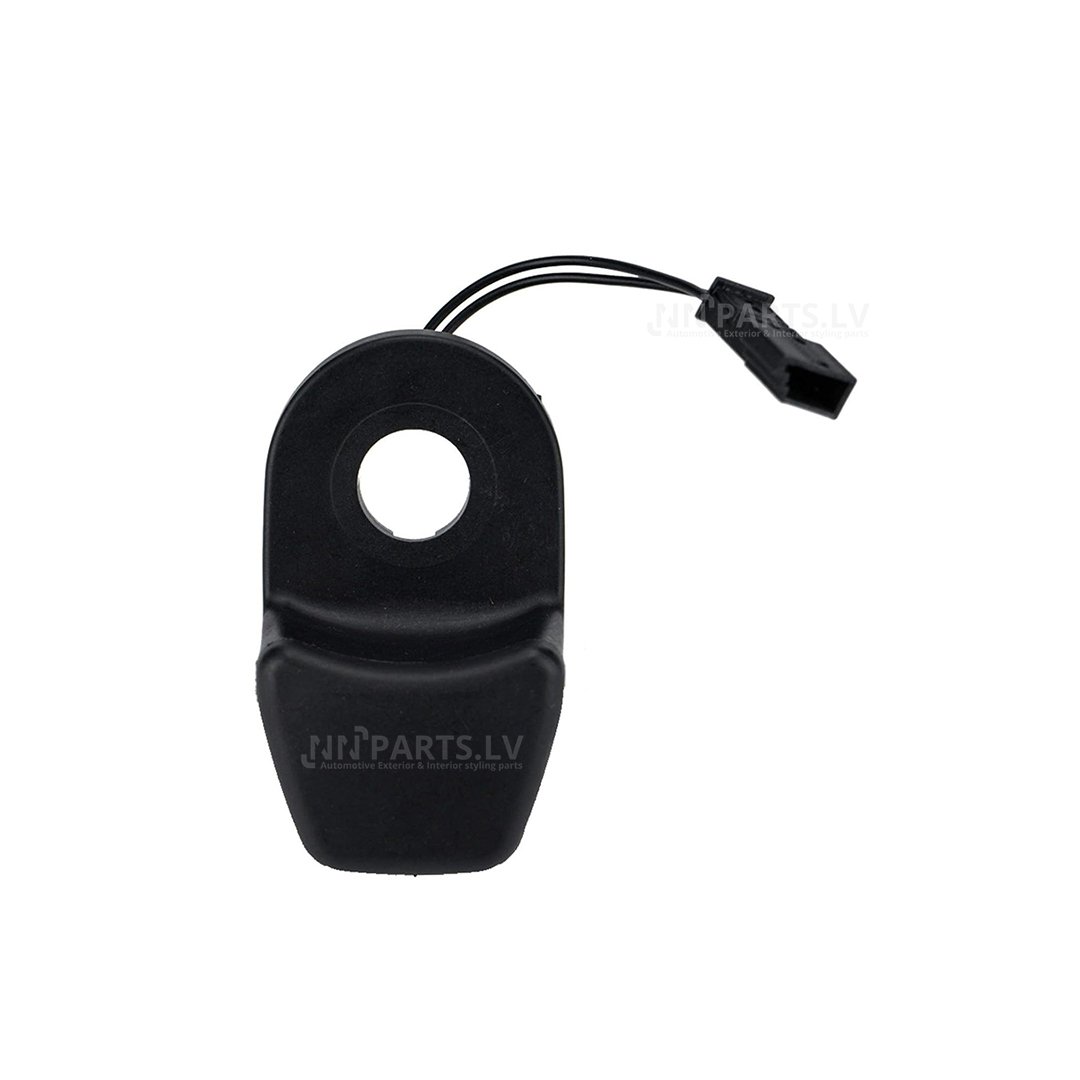 BMW E61 / E91 bagāžnieka stikla atvēršanas poga BMW E61 / E91 bagāžnieka stikla atvēršanas poga, melna, no priekšas