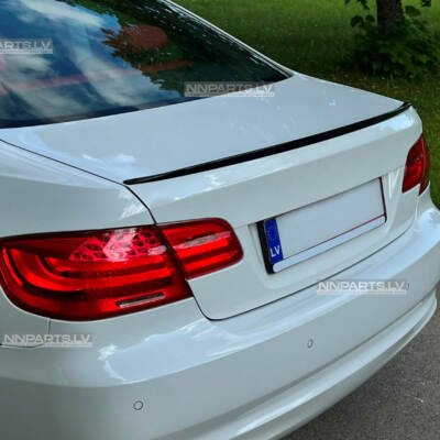 BMW E92 Coupe M3-Style bagāžnieka spoileris pa diognāli