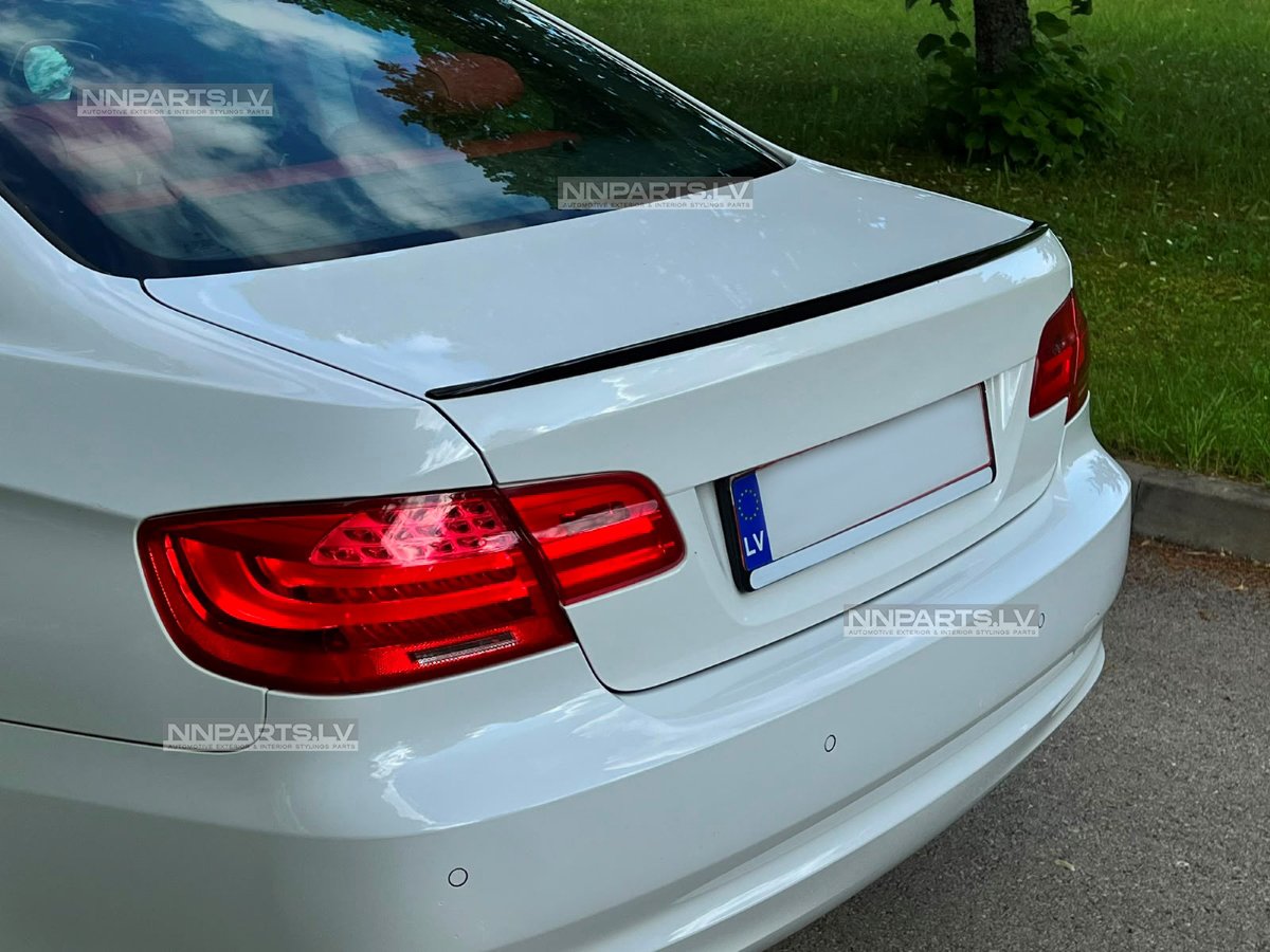 BMW E92 Coupe M3-Style bagāžnieka spoileris BMW E92 Coupe M3-Style bagāžnieka spoileris pa diognāli