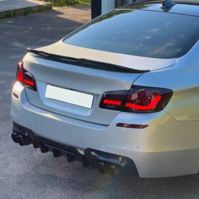 BMW F10 PSM Style bagāžnieka spoileris uz auto no labās puses