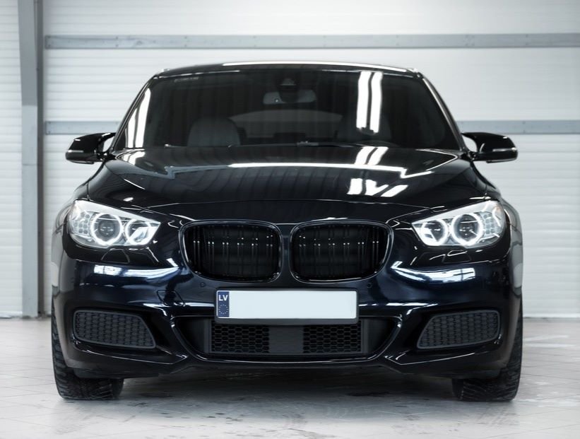 BMW F07 M Style priekšējās restes (09-17) BMW F07 M Style priekšējās restes (09-17)
