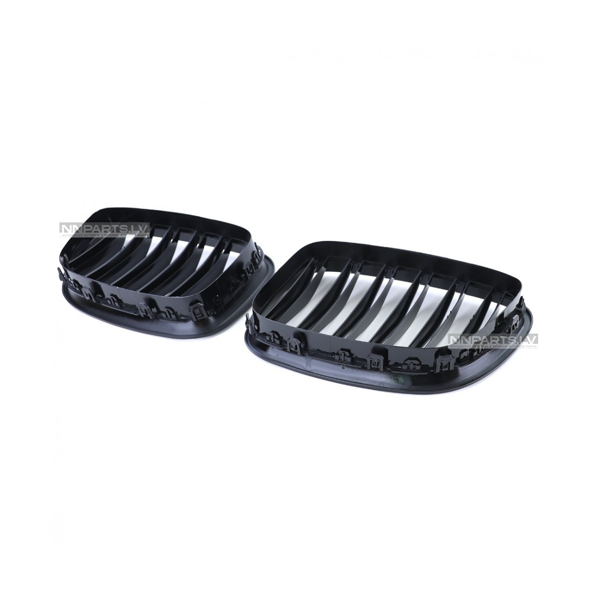 BMW F07 M Style priekšējās restes (09-17) BMW F07 M Style priekšējās restes (09-17), melnas, glancētas tuning detaķas priekš 5.sērijas no iekšpuses