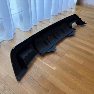 BMW E60 / E61 M Sport aizmugurējā bampera diffuzors pa kreisi no iekšas