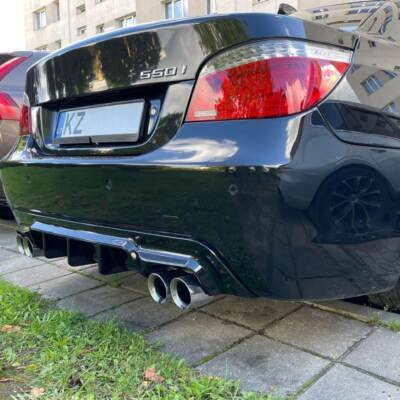 BMW E60 / E61 M Sport Performance aizmugurējā bampera diffuzors 6
